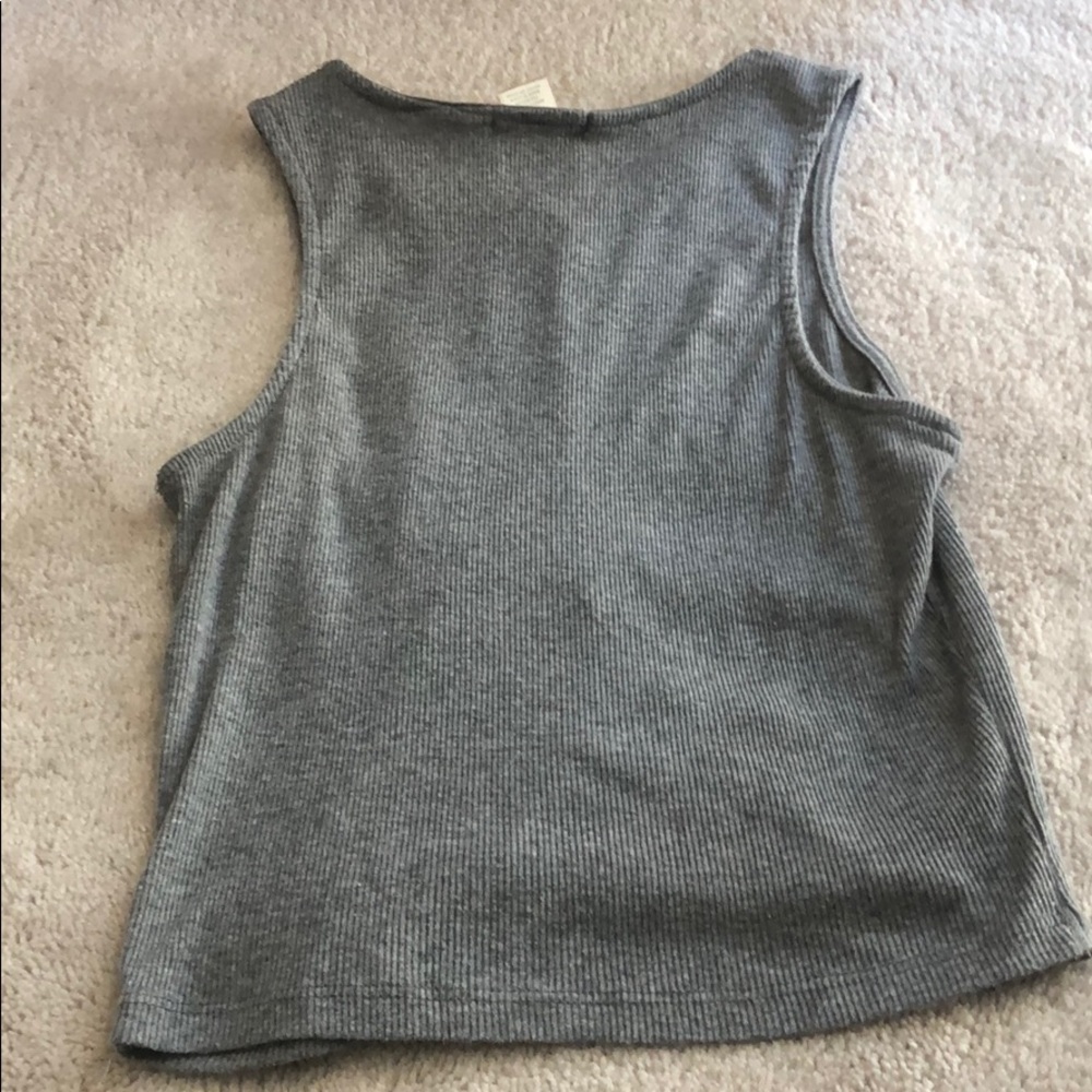 Grey Ribbed Croptop with Keyhole - Picture 3 of 3